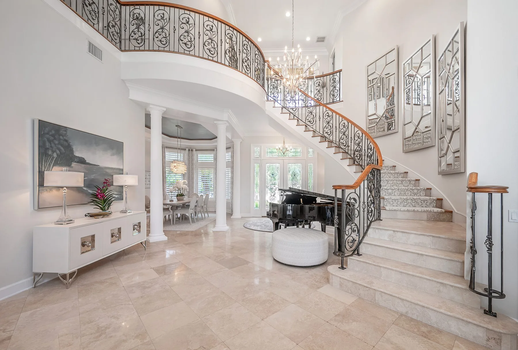 Transitional great room with custom upholstery, Palm Harbor home design